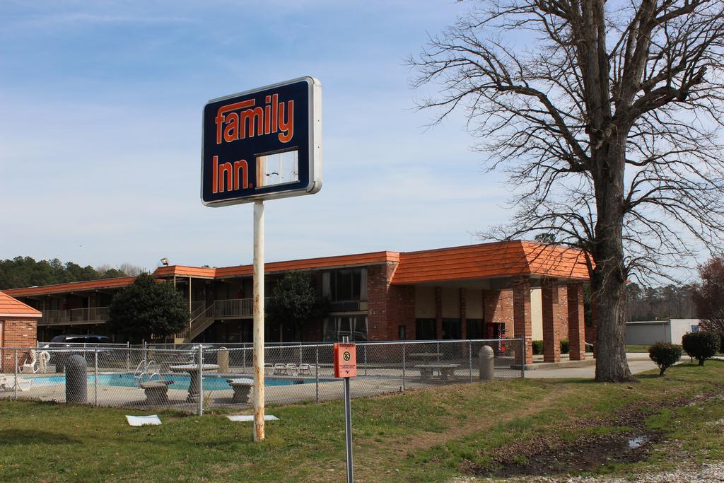 Family Inns Of America Williamsburg Exterior photo